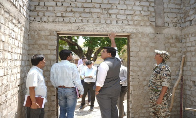 CG : पाली में विभिन्न निर्माणाधीन कार्यो का कलेक्टर ने किया औचक निरीक्षण …