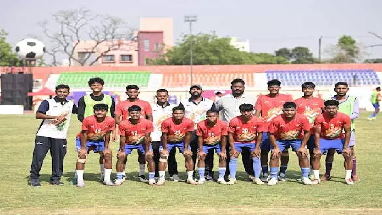 CG : सुदूर बस्तर का अबूझमाड़ रामकृष्ण मिशन आश्रम का फुटबॉल टैलेंट पाइपलाइन खेलो इंडिया ट्राइबल गेम्स में चमका …