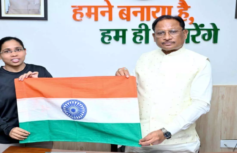 CG : पर्वतारोही अमिता श्रीवास ने की CM साय से मुलाकात …