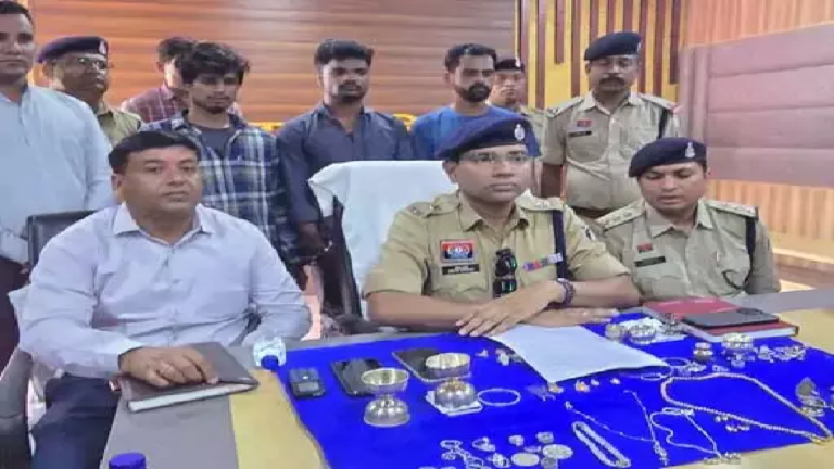 CG : अंतरराज्यीय चोर शेट्टी गैंग का पर्दाफाश, राजनांदगांव में 5 लाख के जेवरात बरामद …