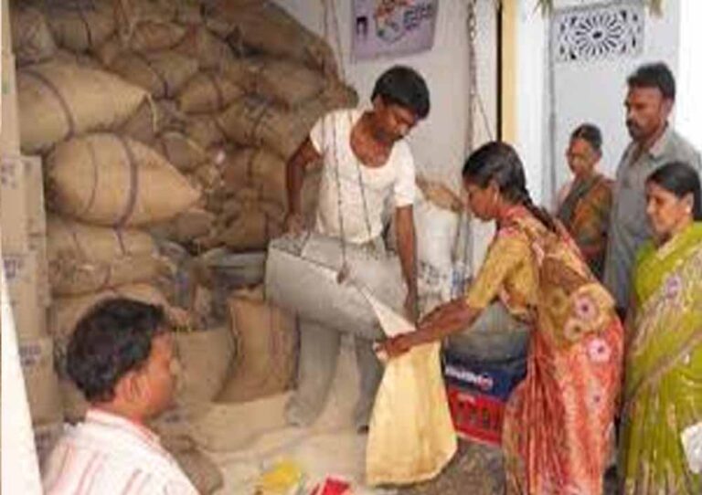 उपभोक्ताओं के लिए जरूरी खबर: गर्मी के चलते राशन दुकानों का समय बदला, दोपहर में ब्रेक, सुबह-शाम मिलेगा अनाज