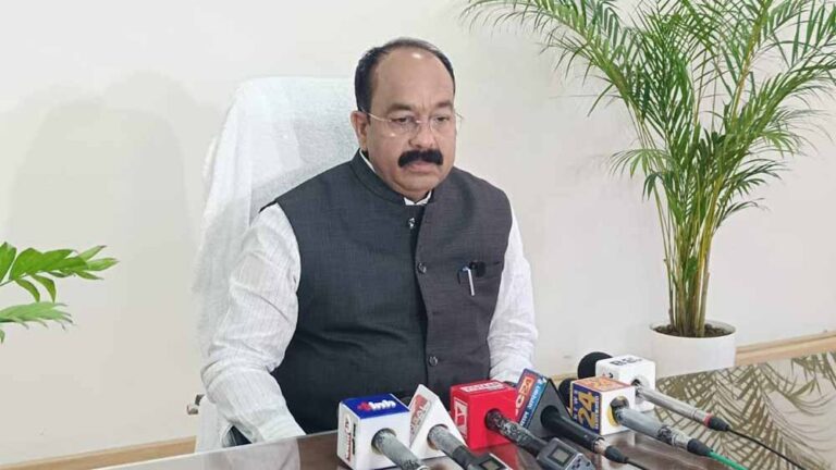 बिल पास न होने पर भाजपा का हमला: अरुण साव ने कांग्रेस पर साधा निशाना, महिलाओं के मुद्दे पर घेरा