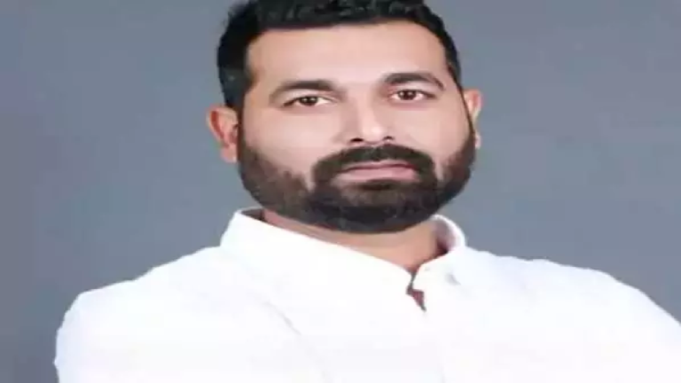 CG : कांग्रेस नेता ने अपने गुर्गों के साथ मिलकर बार संचालक को पीटा, FIR दर्ज …