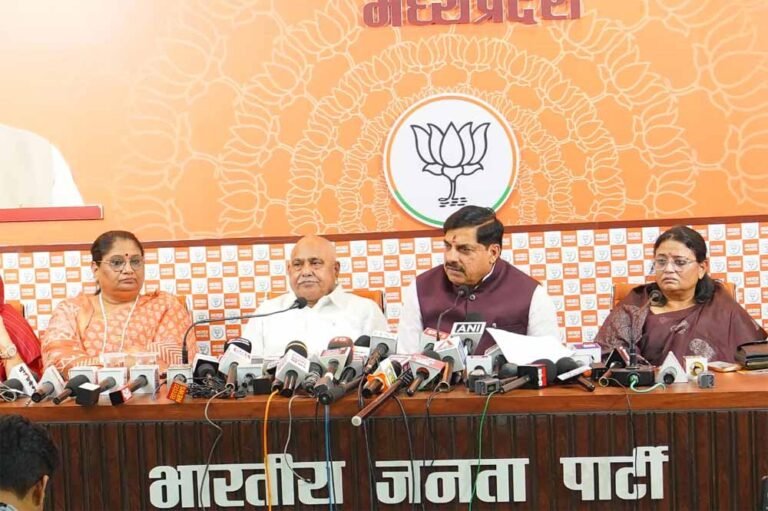 cm_yadav_PC.jpg