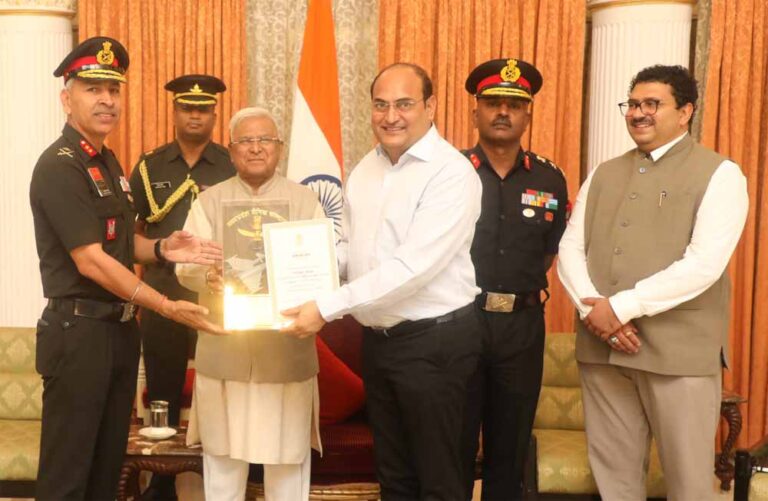 राज्यपाल बोले – सशस्त्र सेना झंडा निधि में योगदान, राष्ट्र भक्ति की सशक्त अभिव्यक्ति