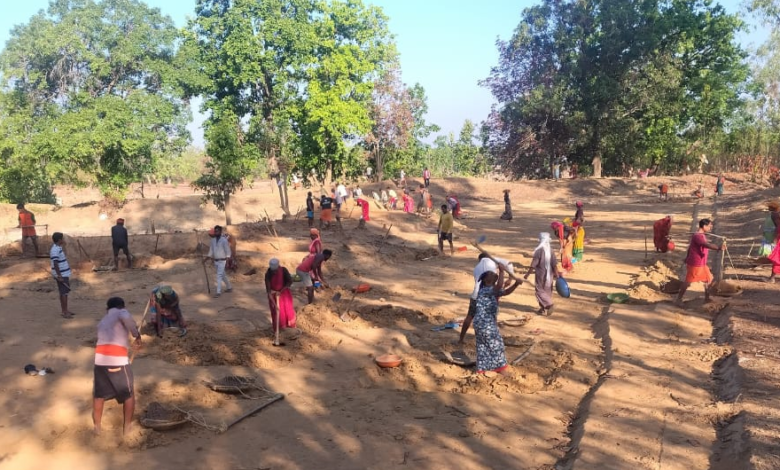 CG : ’नवा तरिया से बदलेगी घुघरा की तस्वीर, जलसंरक्षण के साथ महिलाओं को मिलेगा आजीविका का सहारा’