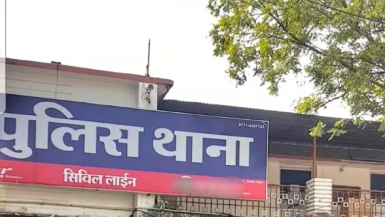 CG : कॉलेज के पास महिला डॉक्टर के साथ बड़ी वारदात, हीरे का हार झपटने वाला तुरंत अरेस्ट भी…