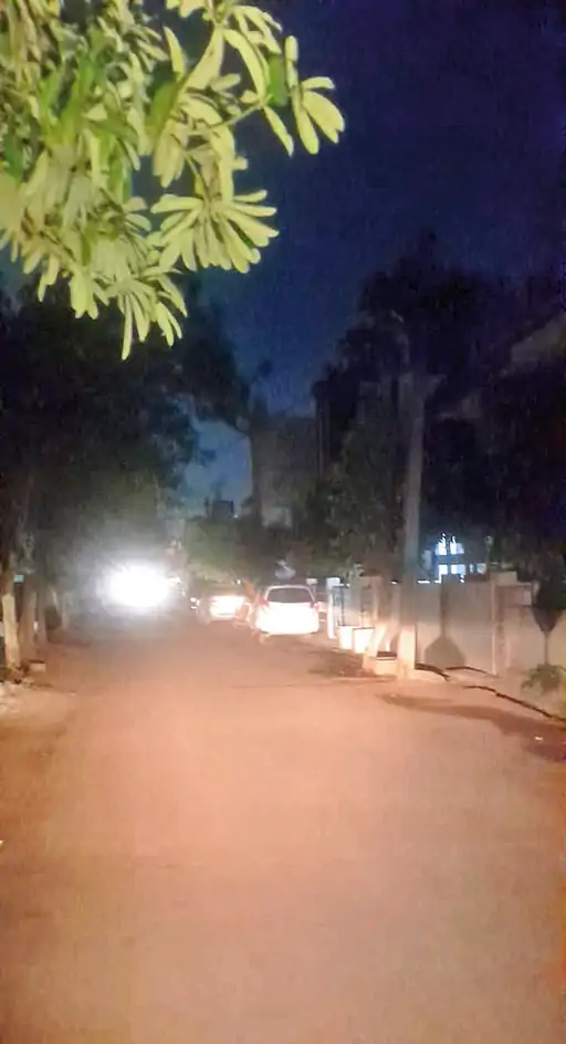 राजनांदगांव : महेश नगर के सड़क की लाइटें बंद अंधेरे की वजह से हो रही परेशानी…