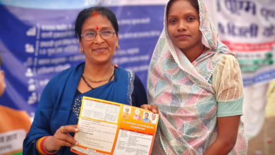 CG : सास ने सुशासन तिहार में बनवाया बहू का श्रमिक कार्ड, मौके पर काम होने से खिले चेहरे