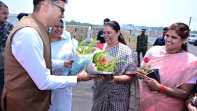 CG : वित्त मंत्री ओपी चौधरी का जशपुर आगडीह हवाई अड्डे पर आत्मीय स्वागत