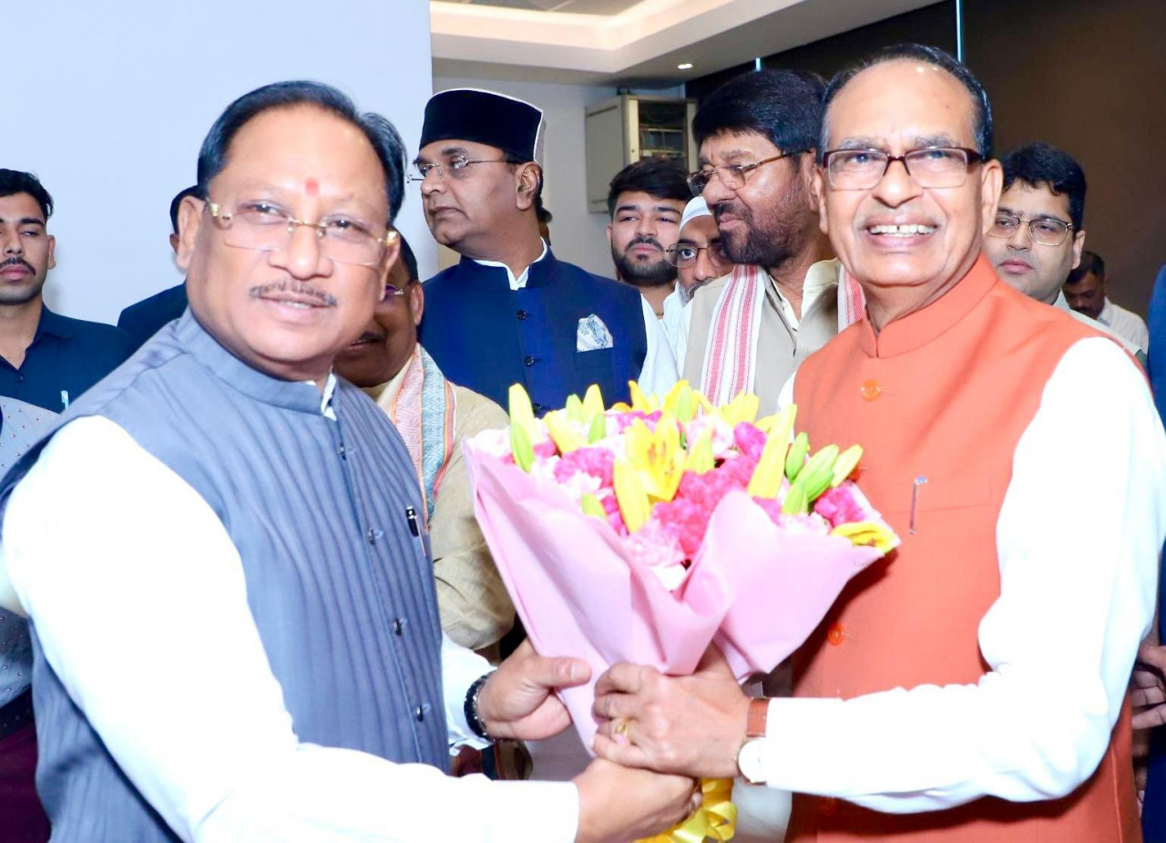 CG : ’‘अपनापन’ के विमोचन समारोह में शामिल हुए मुख्यमंत्री विष्णुदेव साय’