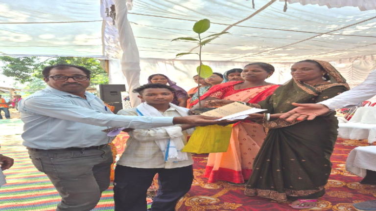 CG : सुशासन तिहार 2026 : कस्तूरा शिविर में हितग्राहियों को मिला योजनाओं का लाभ…