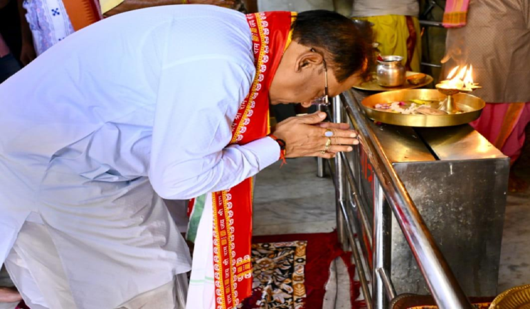 CG : मुख्यमंत्री विष्णुदेव साय हरिनाम संकीर्तन नामयज्ञ में हुए शामिल