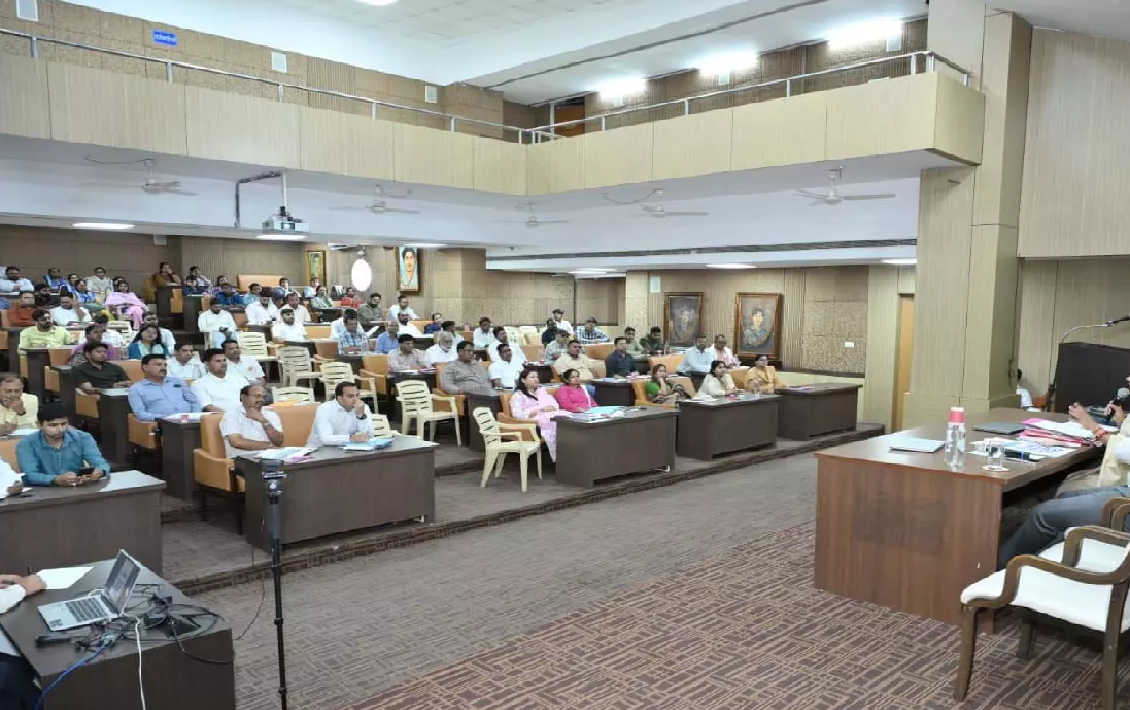 CG : रायपुर में स्वच्छ सर्वेक्षण की तैयारी, सफाई व्यवस्था सुधार पर सख्त निर्देश …