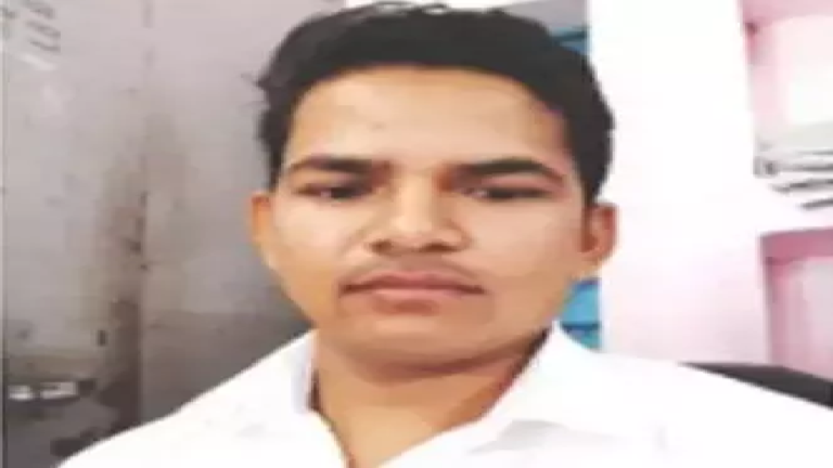 CG : सजा पड़ी रिश्वतखोर बाबू को, 3 साल की जेल …