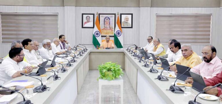 Cabinet05-1.jpg