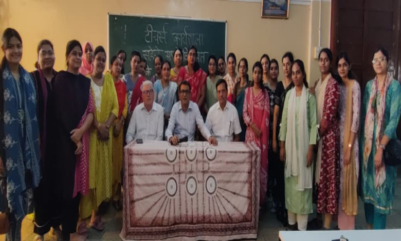 CG : छुट्टियों में धर्मस्थल जाना, दादी-नानी से बात करना यह हो बच्चों का होमवर्क: विजय चोपड़ा …