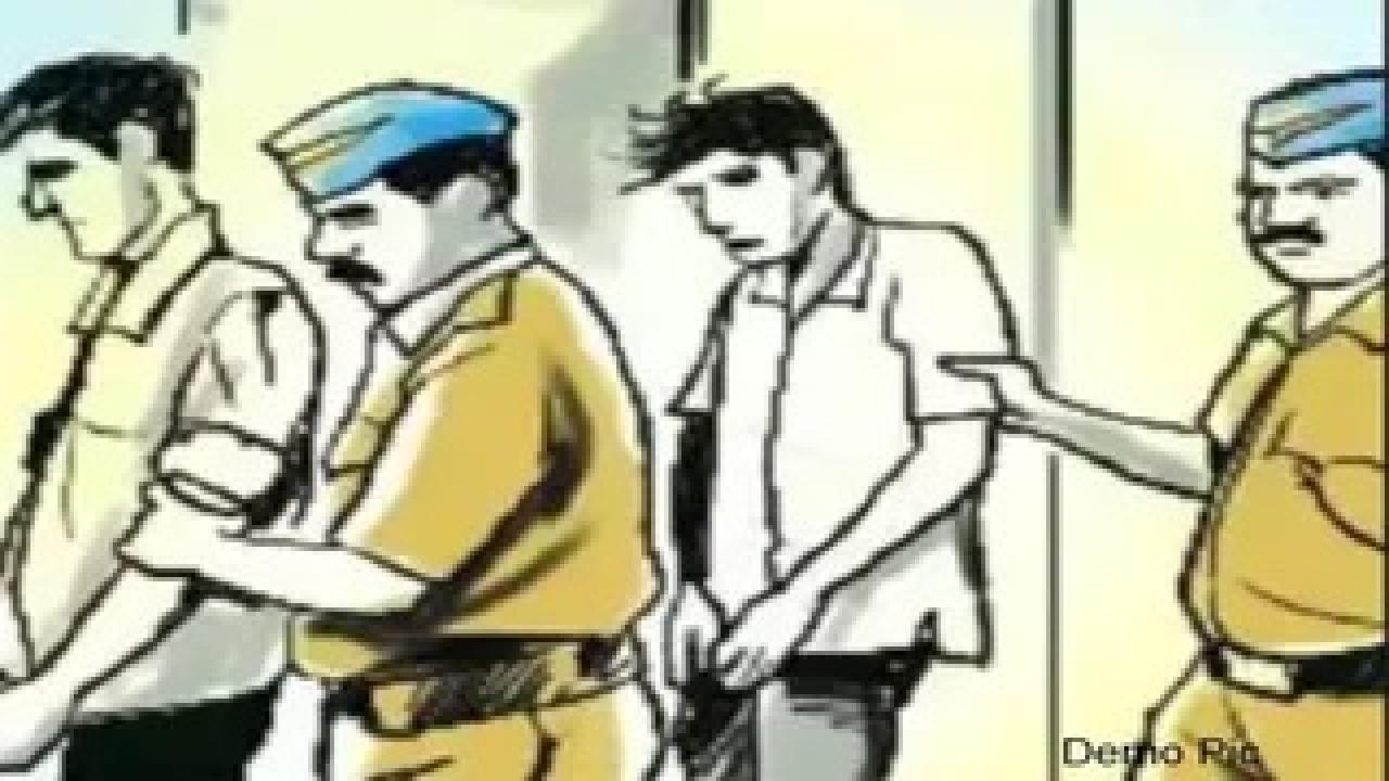 CG : फर्जी निवास प्रमाणपत्र रैकेट का भंडाफोड़, CRPF जवान समेत गिरोह के कई सदस्य गिरफ्त में …