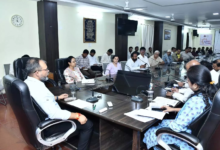 CG : मुंगेली में पेट्रोल पंपों पर भीड़, प्रशासन सख्त …