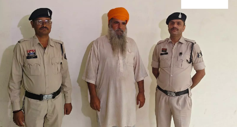 CG : ड्राइवर के वेश में तस्कर, आमानाका में मालवाहक से अफीम और डोडा जब्त …