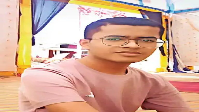 मोहला : 10वीं के टॉप टेन में चौथे स्थान पर रहे आदित्य बसु …