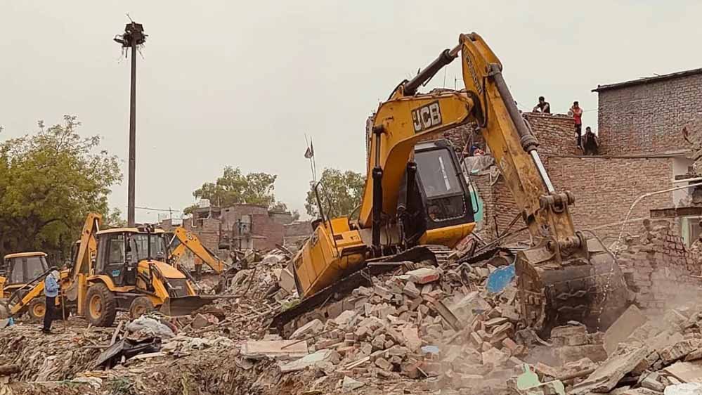 jcb_69_2.jpg