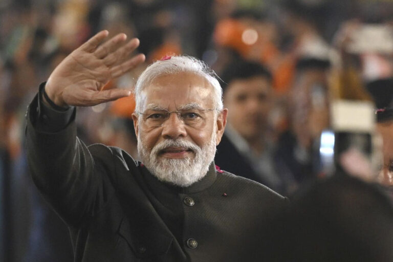 modi_24A_92_3.jpg