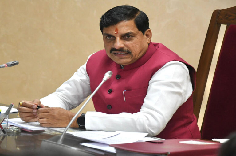 mohan_1A_107_2-2.jpg