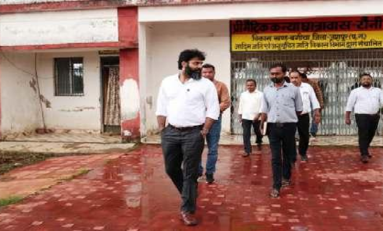 CG : कलेक्टर व्यास ने नए शैक्षणिक सत्र में शिक्षा व्यवस्था की कसावट के लिए छात्रावास का किया निरीक्षण…