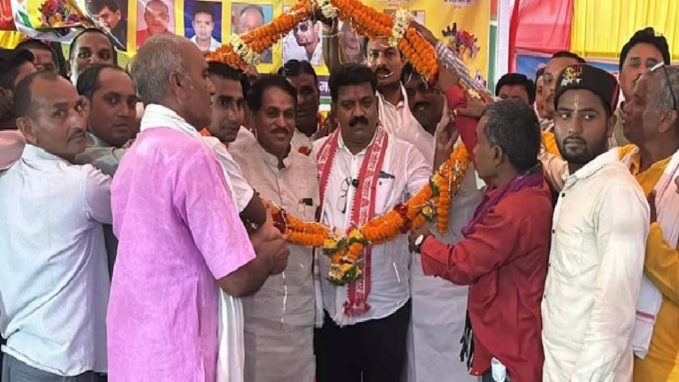 CG : नई पहचान पर जश्न: गधहाभाटा का नाम बदलकर हुआ सोनपुर…