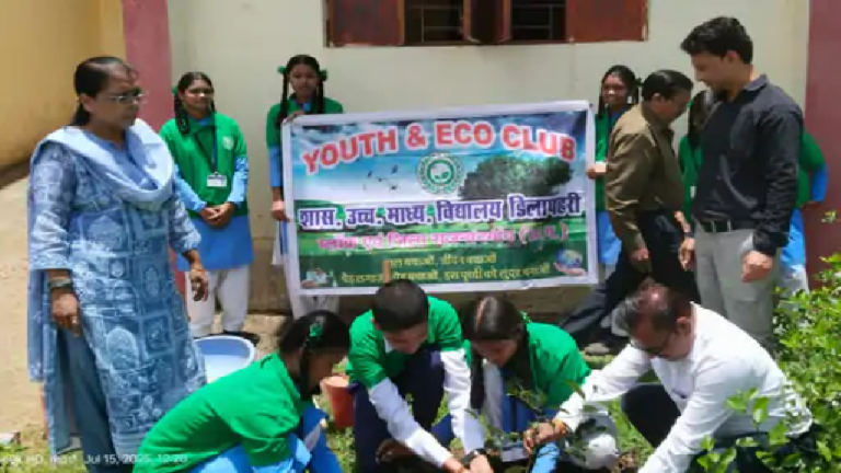 राजनांदगांव : डिलापहरी स्कूल परिसर में पौधे लगाए गए…
