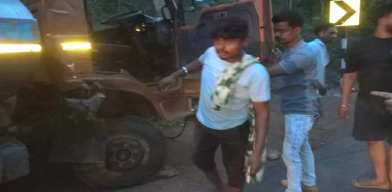 CG : जगदलपुर में टैंकर और ट्रक आमने-सामने टकराए, दो घायल