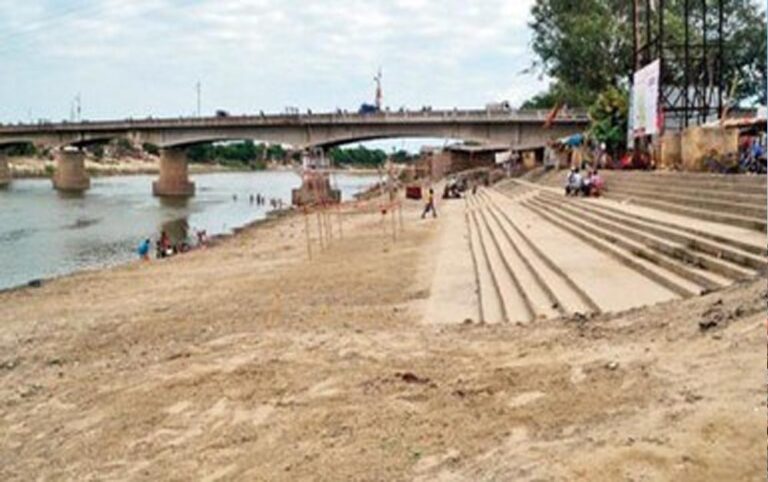 UP में नया पर्यटन प्रोजेक्ट: मिर्जापुर में 6 KM लंबी गंगा पैड़ी बनेगी, रोजगार के भी खुलेंगे नए अवसर