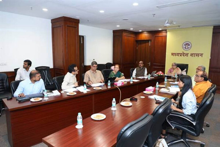 UCC लागू करने की दिशा में बढ़े कदम? नई दिल्ली में उच्च स्तरीय समिति की महत्वपूर्ण बैठक संपन्न