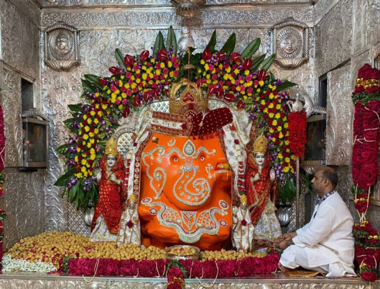 Khajrana_Ganesh_Mandir_8A_1_1.jpg