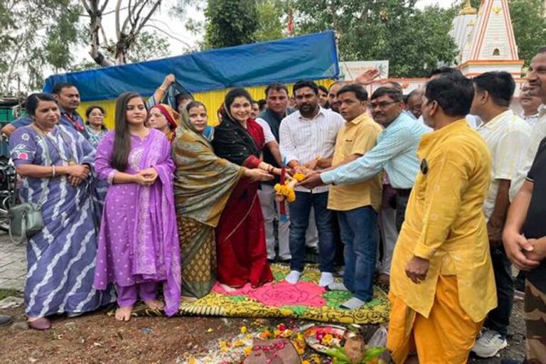 क्षेत्रीय विकास को गति, राज्यमंत्री कृष्णा गौर ने सामुदायिक भवन सहित विकास कार्यों की रखी आधारशिला