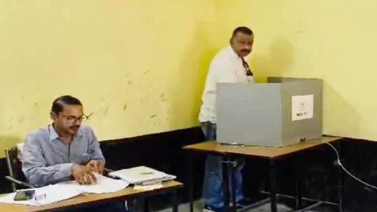 CG : नगरीय निकाय और पंचायत चुनाव, इन जिलों में वोटिंग जारी …