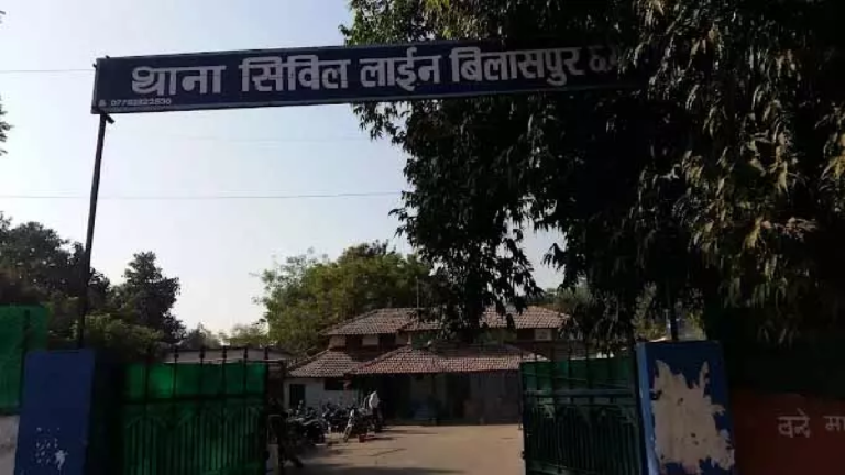 CG : खर्च के लिए पिता ने नहीं दिए पैसे, बेटे मारने को उतारू हुआ …