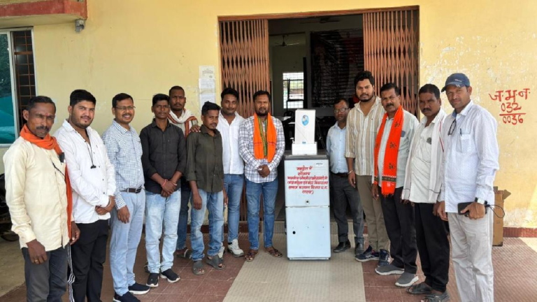 मंत्री लक्ष्मी राजवाड़े की पहल से लटोरी तहसील में स्थापित हुआ वाटर फिल्टर ...