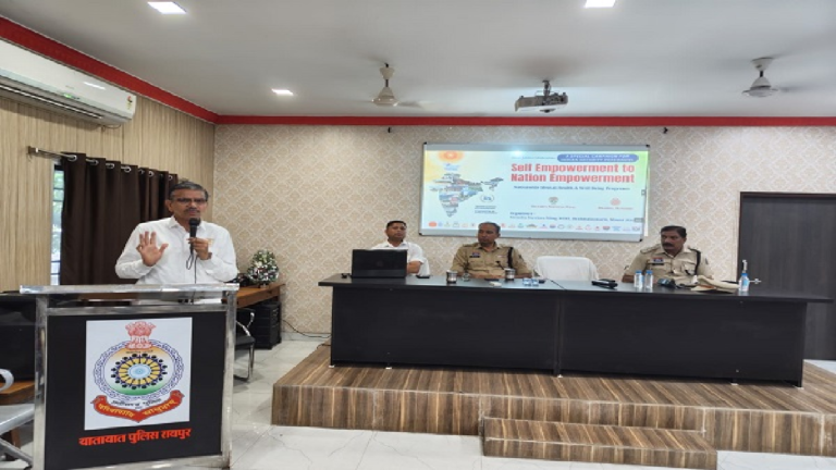 CG : यातायात पुलिस जवानों को राजयोग मेडिटेशन से तनाव मुक्ति का संदेश …