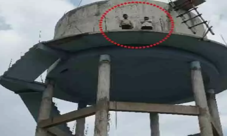 CG : थाना प्रभारी के प्रताड़ना से परेशान युवक चढ़ा पानी टंकी में, इंसाफ नहीं मिलने पर सुसाइड की धमकी …