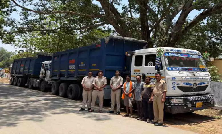 CG : बिना अभिवहन पास चूना पत्थर गिट्टी से भरे 3 ट्रेलर जब्त …