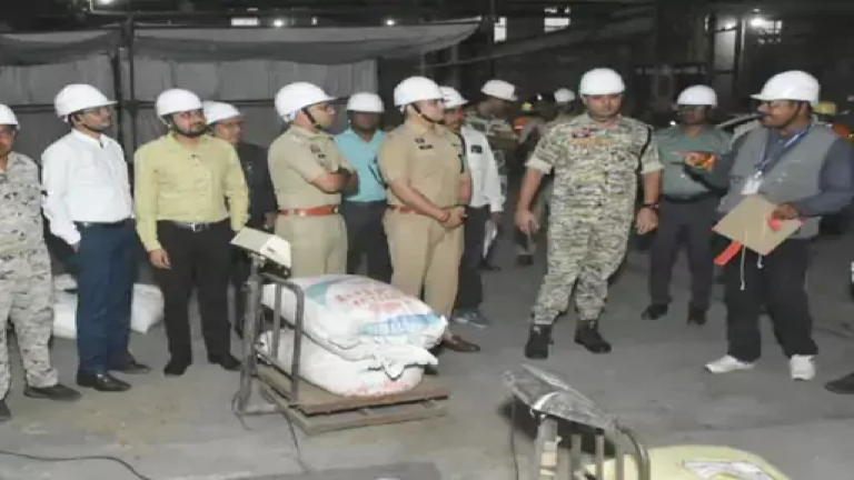 CG : 2 हजार किलो गांजा को आग के हवाले करने की तैयारी, बस्तर पुलिस ने किया है जब्त …