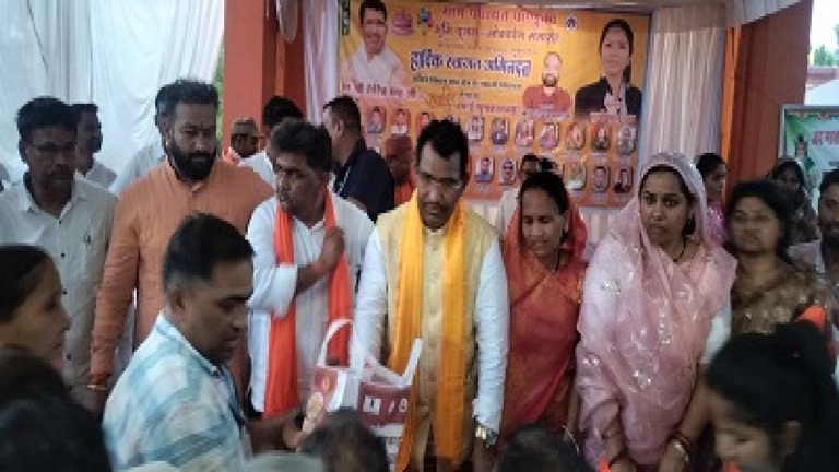 CG : विधायक रोहित साहू निक्षय मित्र बनकर 5 टीबी मरीजों को लिया गोद …