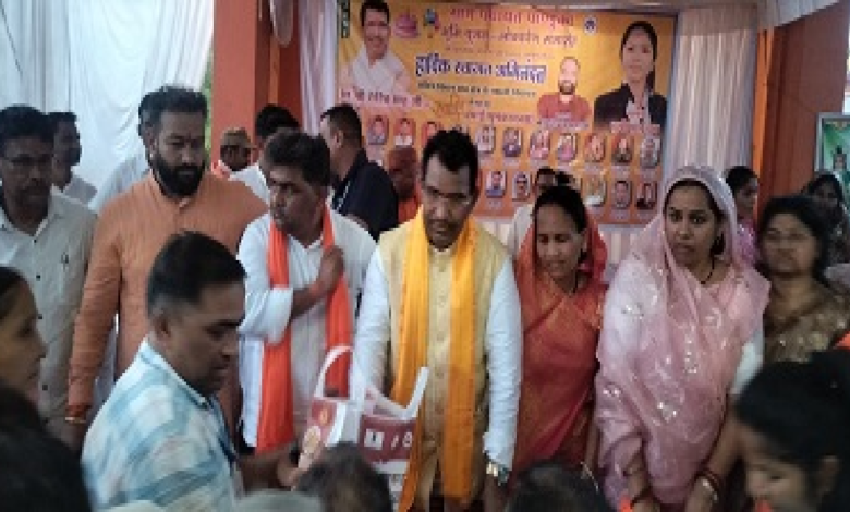 CG : विधायक रोहित साहू निक्षय मित्र बनकर 5 टीबी मरीजों को लिया गोद …
