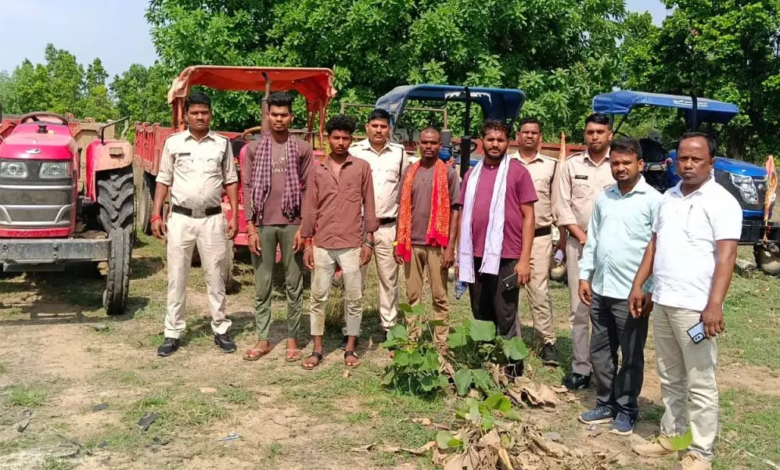 CG : सेंदूर नदी से रेत का अवैध परिवहन, 6 वाहन जब्त …