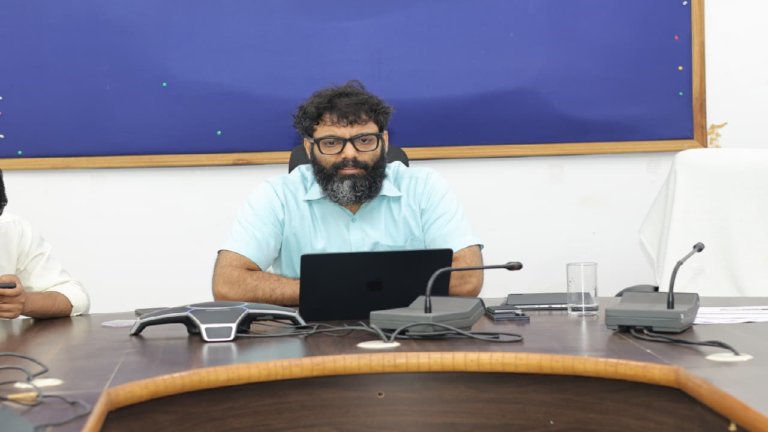 CG : पीएम आवास निर्माण के लिए राशि प्राप्त होने के बाद भी कार्य प्रारंभ न करने पर हितग्राहियों के आवास होंगे निरस्त : कलेक्टर व्यास …