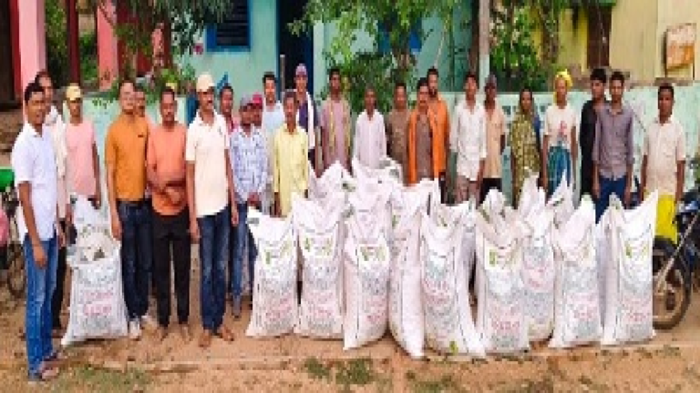 CG : कोटमीकला के किसानों को मिला उन्नत मूंगफली बीज …