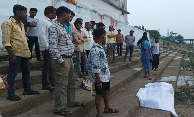 CG : महानदी में दो बच्चों की जान बचाने वाले युवक का शव बरामद, साहसिक प्रयास के दौरान डूब गया था…