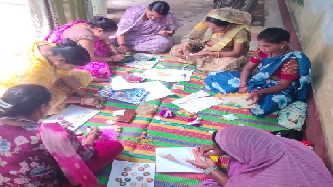 CG : रक्षाबंधन पर बिखरेगा हरियाली का संदेश…